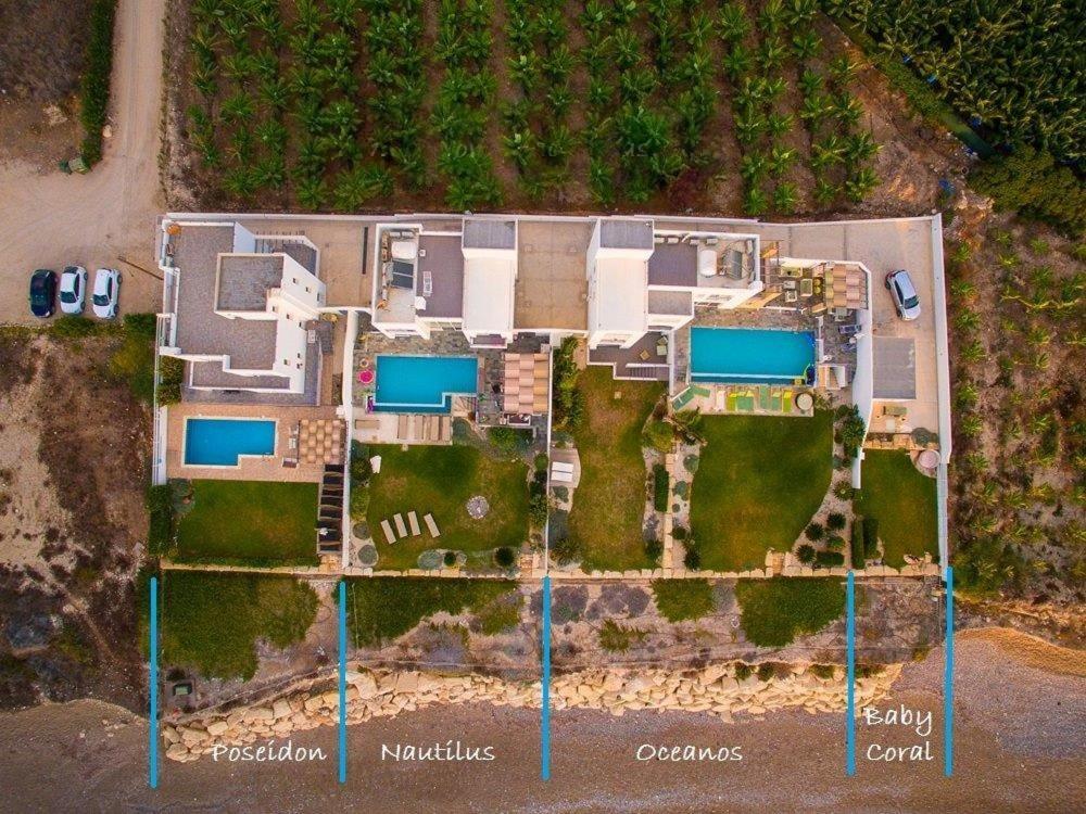 Blue Coral Beach Villas Three Exclusive Villas - Poseidon - Nautilus - Oceanos - And - Baby Coral Bungalow Coral Bay Exterior photo